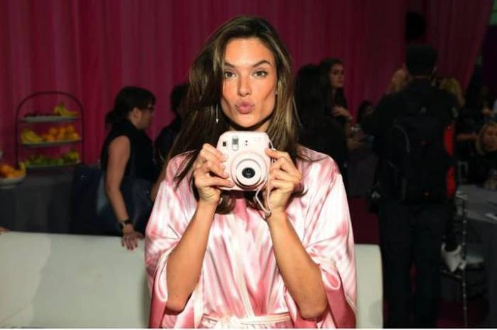 Фотозвіт з модного показу Victoria’s Secret Fashion Show 2015 (61 фото) – фото 40