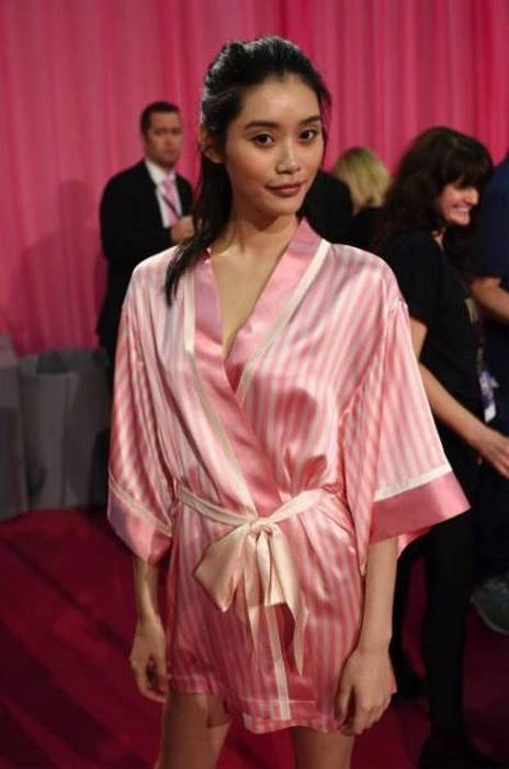 Фотозвіт з модного показу Victoria’s Secret Fashion Show 2015 (61 фото) – фото 53