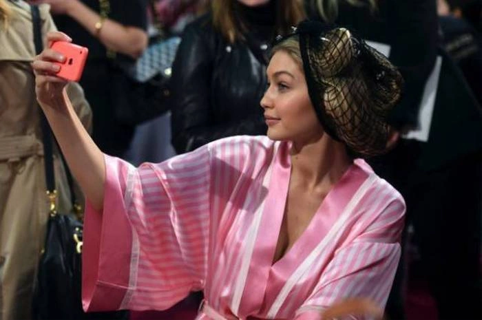 Фотозвіт з модного показу Victoria’s Secret Fashion Show 2015 (61 фото) – фото 54