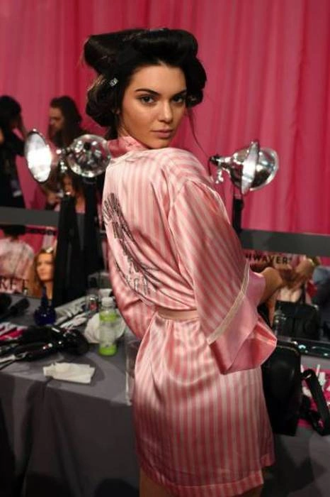 Фотозвіт з модного показу Victoria’s Secret Fashion Show 2015 (61 фото) – фото 61