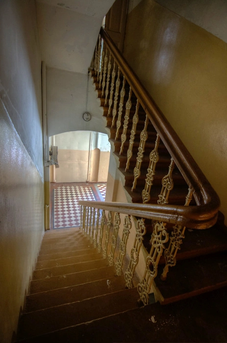 Прогулянка по закритому родинному дому в провінційному містечку (47 фото) – фото 18