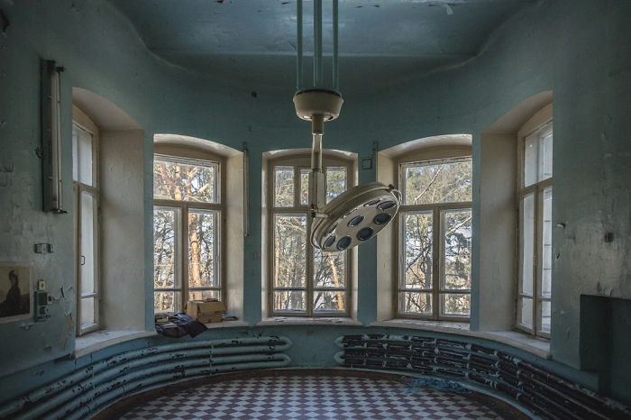 Прогулянка по закритому родинному дому в провінційному містечку (47 фото) – фото 35