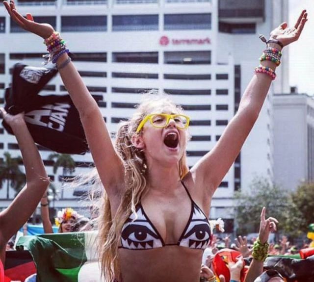 Смішні дівчата. Частина 43 (52 фото) – фото 42