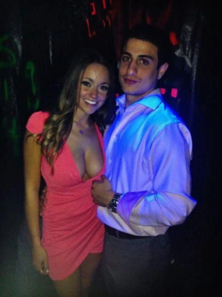 Дівчата в облягаючих сукнях (51 фото) – фото 43