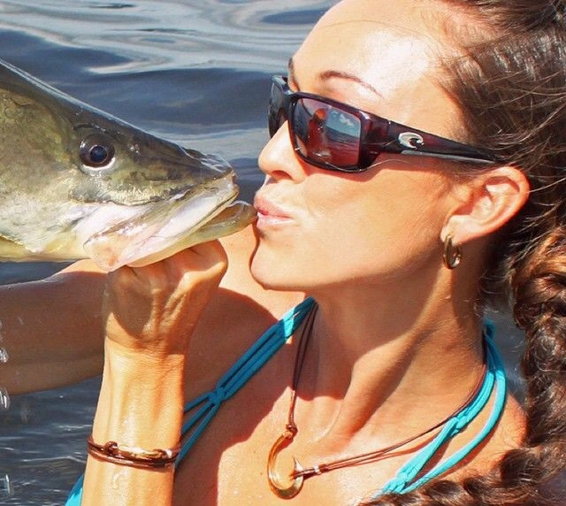 Фанатка риболовлі Дейдра Бріджер (28 фото) – фото 14
