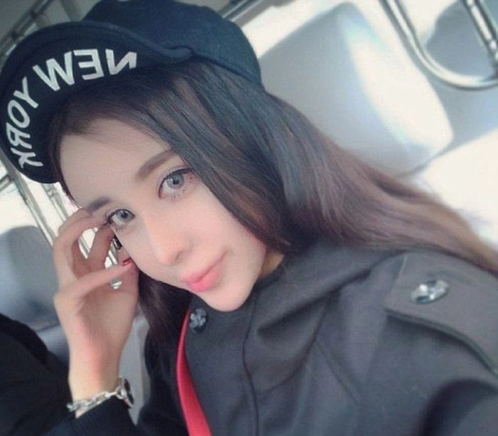 15-річна китаянка стала зіркою Інтернету після пластичної операції (11 фото) – фото 4