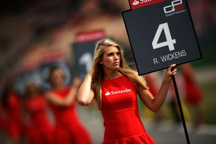 На чемпіонаті світу з гонок на виносливість WEC більше не буде грід-дівчат (23 фото) – фото 8