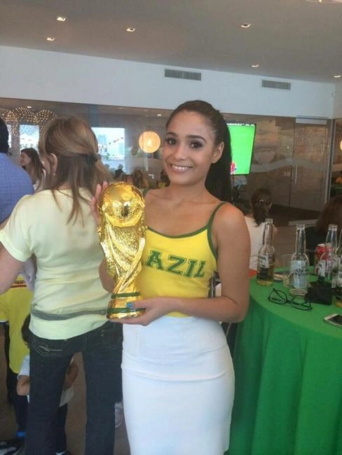 Привабливі вболівальниці футболу з усього світу (63 фото) – фото 3