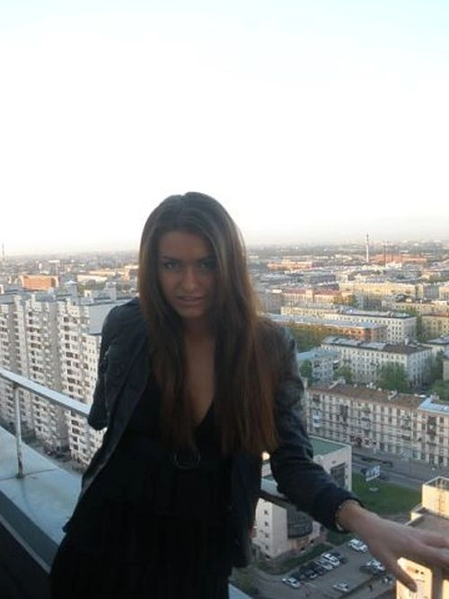 Хто така Анна Дурицька, співмешканка Бориса Нємцова і свідок його вбивства (35 фото) – фото 8