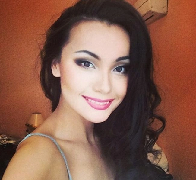 Підбірка фотографій красивих казахських дівчат (50 фото) – фото 8