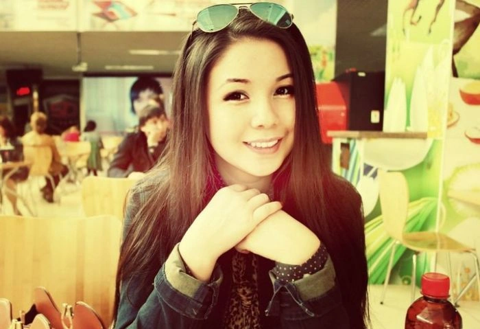 Підбірка фотографій красивих казахських дівчат (50 фото) – фото 12