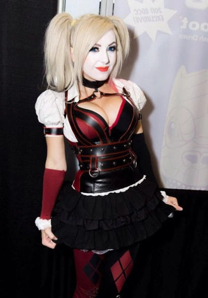 Прихильниці косплею на фестивалі New York City Comic Con 2014 (73 фото) – фото 3