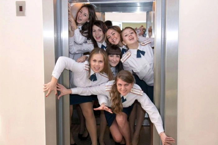 Дівчата, які служать в МНС Росії (40 фото) – фото 10