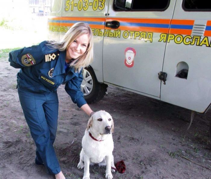 Дівчата, які служать в МНС Росії (40 фото) – фото 14