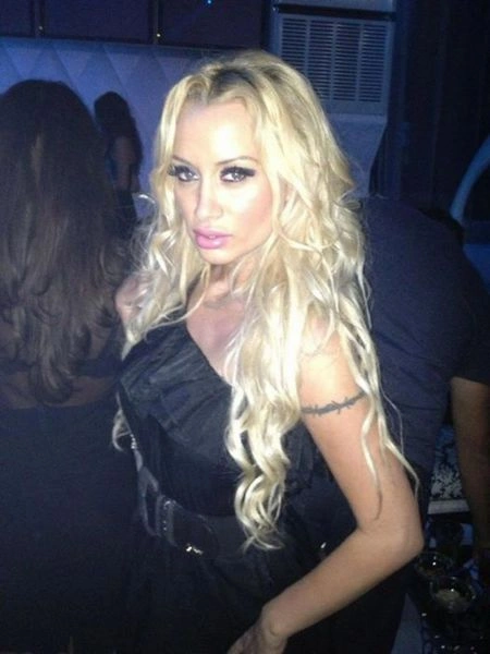 Румунські зірки шоу-бізнесу підозрюють у проституції (21 фото) – фото 11