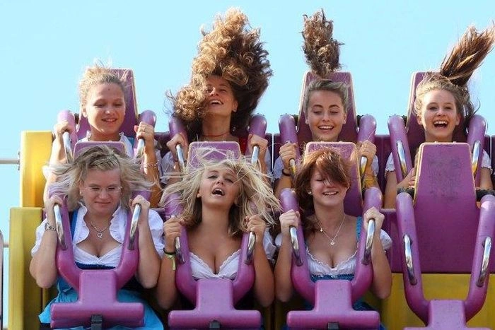 Спокусливі дівчата на фестивалі Октоберфест (37 фото) – фото 16