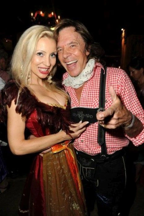 Спокусливі дівчата на фестивалі Октоберфест (37 фото) – фото 27