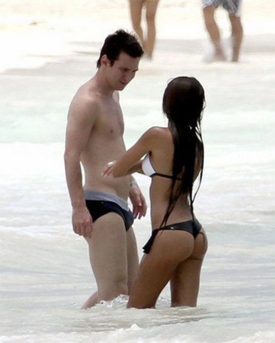 На кого одружений нападник "Барселони" Ліонель Мессі (26 фото) – фото 3