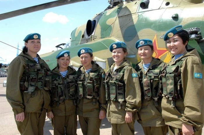 Жінки-військовослужбовці армії Казахстану (33 фото) – фото 10