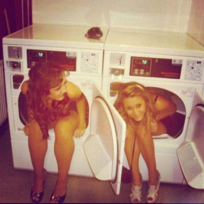 Дівчата у "неловких" ситуаціях (32 фото) – фото 23