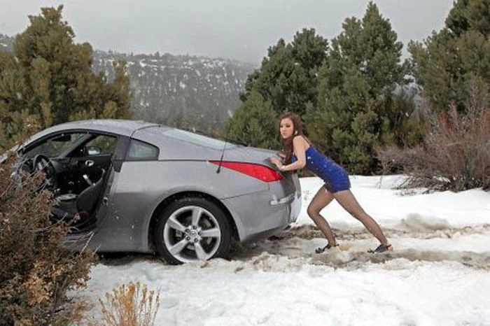 Дівчата у "неловких" ситуаціях (32 фото) – фото 25