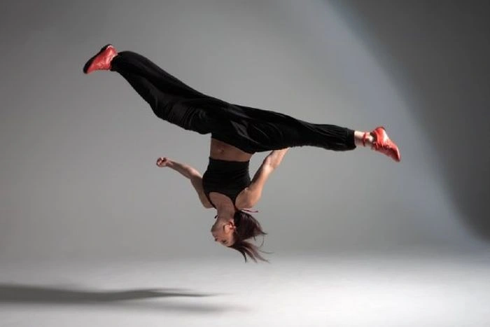 Хлоя Брюс - дивовижне поєднання краси та таланту (35 фото + відео) – фото 5