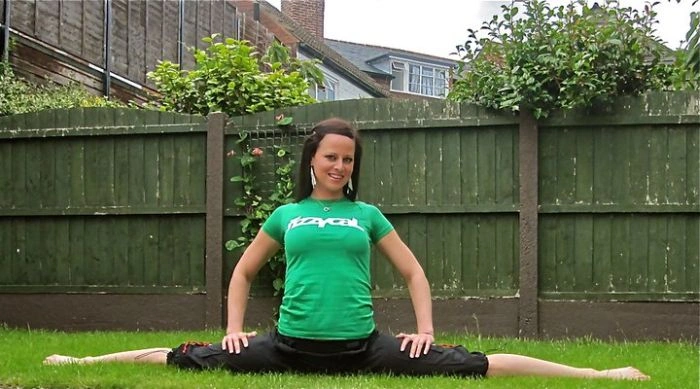 Хлоя Брюс - дивовижне поєднання краси та таланту (35 фото + відео) – фото 18