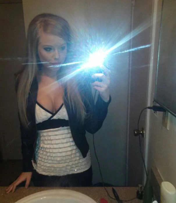 Колекція дівчат з великими грудьми (39 фото) – фото 4