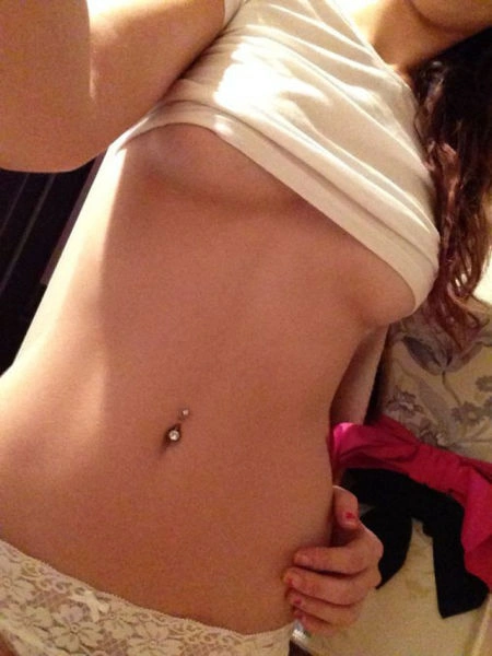 Сексуальні дівчата показують груди (54 фото) – фото 44