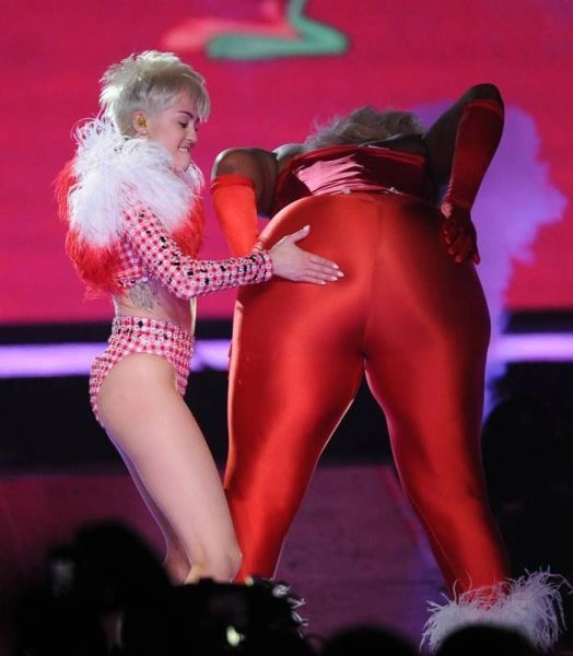 Нецензурні картинки для дорослих. Частина 32 (53 фото) – фото 34