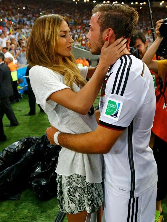 Дівчина Маріо Ґьотце (33 фото) – фото 31