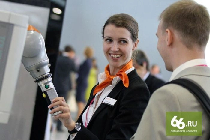 Дівчата з виставки "Іннопром-2014" (30 фото) – фото 6