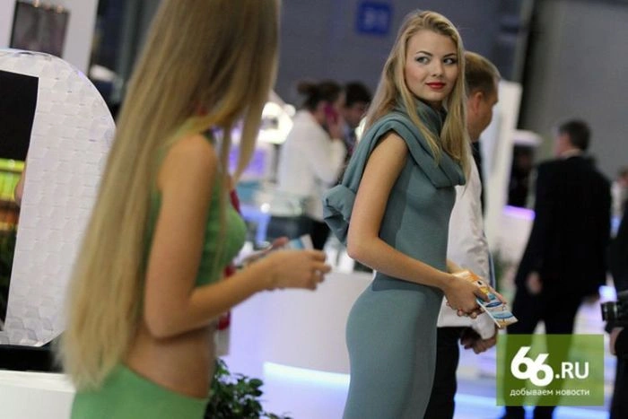 Дівчата з виставки "Іннопром-2014" (30 фото) – фото 11
