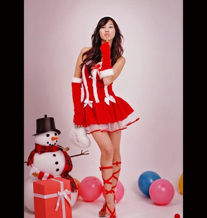 Сексуальні снігурочки (63 фото) – фото 43