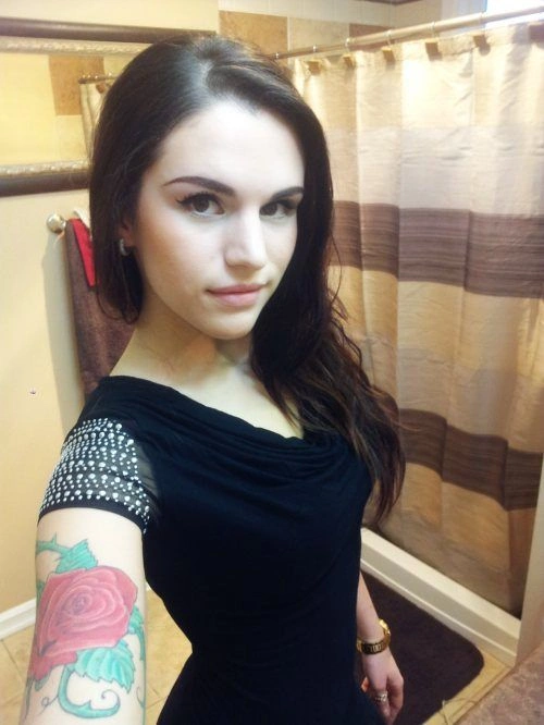 Дівчата в сексуальних платтях (41 фото) – фото 2