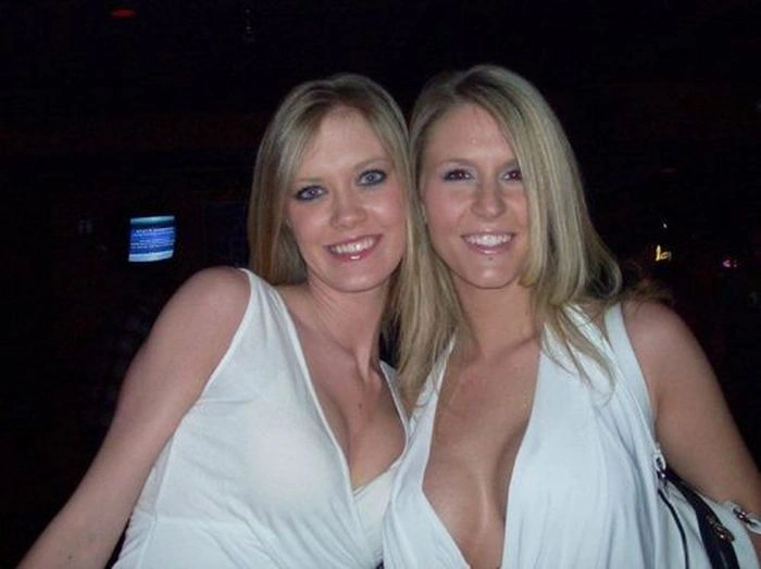 Дівчата в сексуальних платтях (41 фото) – фото 19