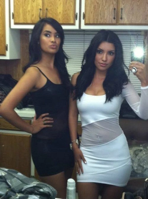 Дівчата в сексуальних платтях (41 фото) – фото 33