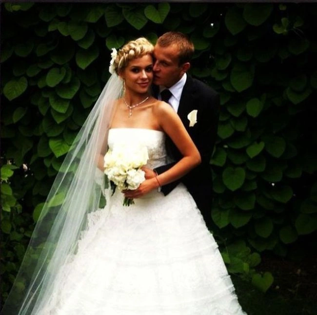 Сексуальні дружини українських футболістів (48 фото) – фото 24