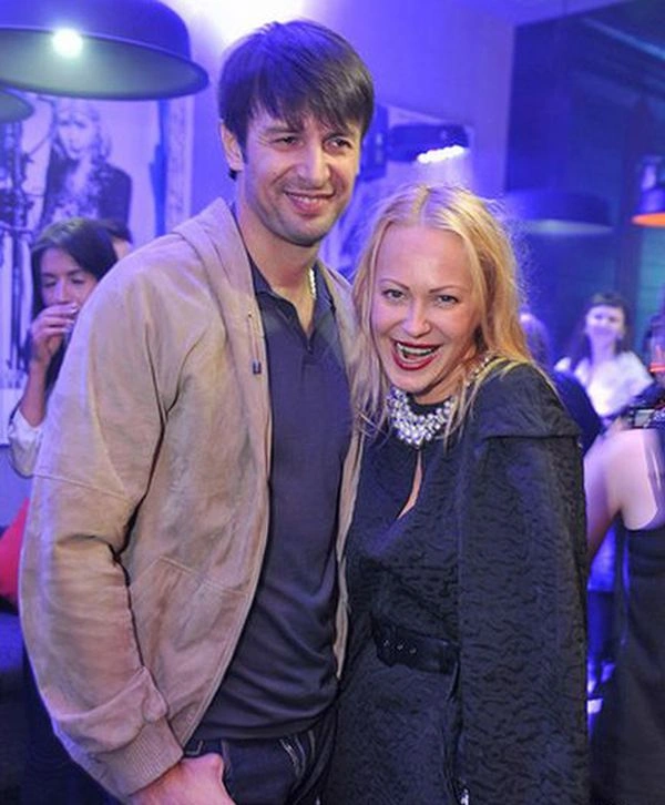 Сексуальні дружини українських футболістів (48 фото) – фото 33