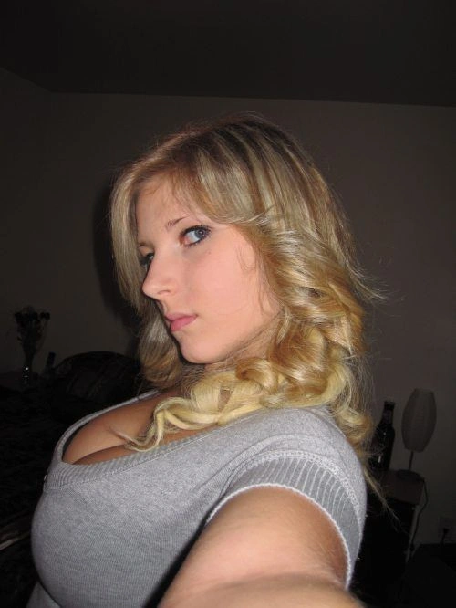 Привабливі дівчата з великими грудьми (58 фото) – фото 48