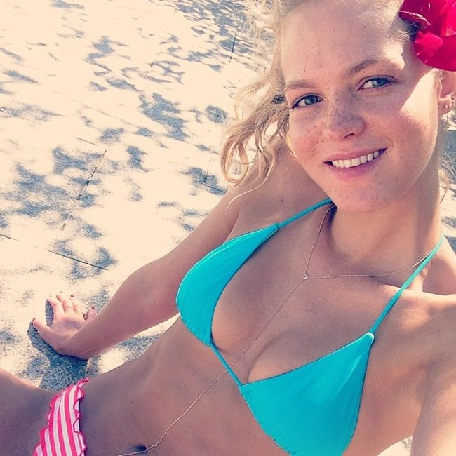 Дівчата в бікіні (46 фото) – фото 38