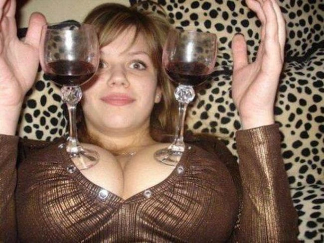 П'яні дівчата роблять дурні речі (40 фото) – фото 1