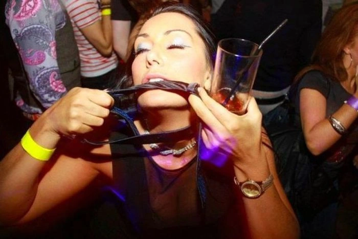 Непристойні зображення для дорослих. Частина 22 (49 фото) – фото 36