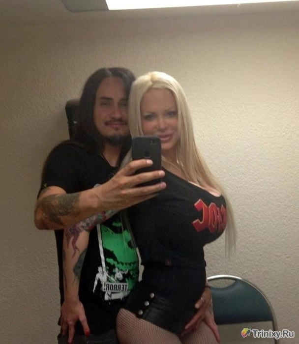 Співачка групи з великим потенціалом (33 фото) – фото 4