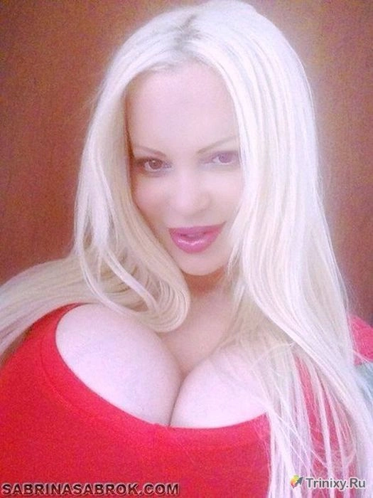 Співачка групи з великим потенціалом (33 фото) – фото 17