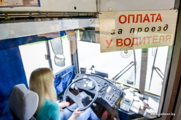 Незвичайна професія привабливої блондинки (18 фото) – фото 10