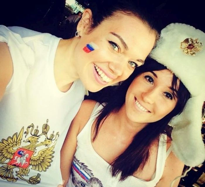 Російські футбольні вболівальниці (74 фото) – фото 4