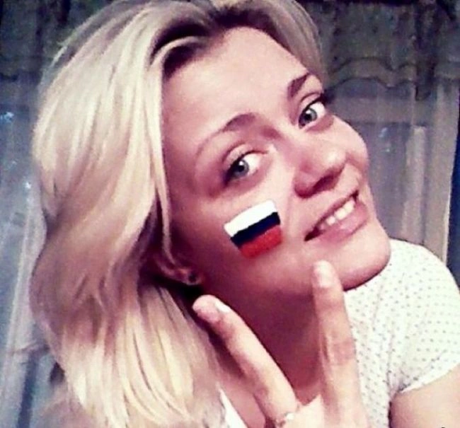 Російські футбольні вболівальниці (74 фото) – фото 7