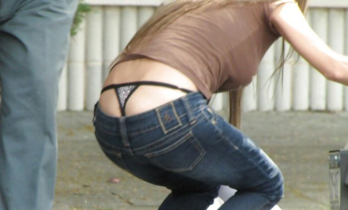 Мила дівчина оцінює збитки від аварії (11 фото) – фото 4