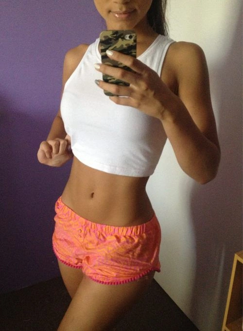 Підбірка дівчат з красивим пресом (40 фото) – фото 22